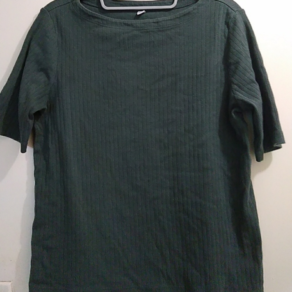 Uniqlo Ribbed Shirt